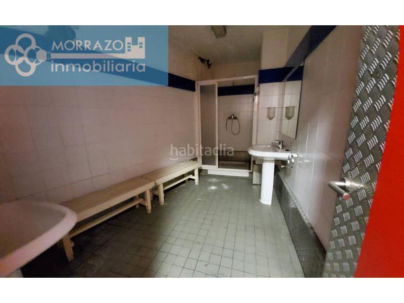 Foto 179db1ec-43b5-48be-ad47-71d620add77b. Business premise in Plaza de la industria Vigo