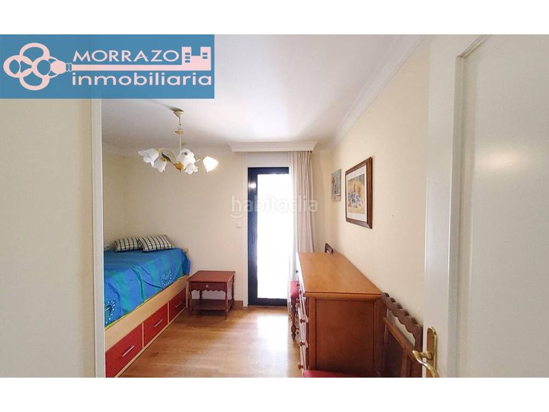 Foto 8f645f7f-ede4-4558-8198-feb5e14a2147. Duplex con riscaldamento parcheggio in Bueu