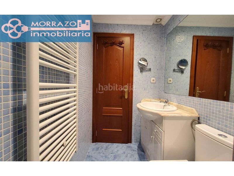 Foto b02c5d30-bf22-4f76-bb5a-b8d61584e957. Duplex con riscaldamento parcheggio in Bueu