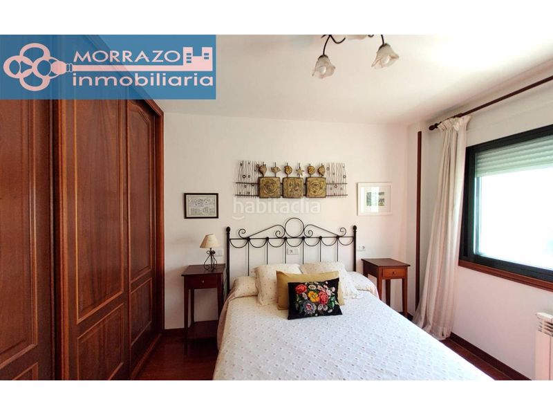 Foto eaa6b8fd-1c39-4d25-bc4d-972e39dc74b1. Duplex con riscaldamento parcheggio in Bueu