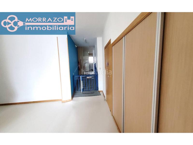 Foto 216665d2-7cdb-46fe-b0ff-26d08b4f6ab4. Lloguer local comercial a Bueu