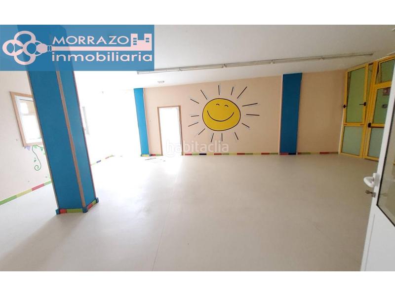 Foto c0d656bf-ffcf-456c-8d8a-a3fee25b0af2. Lloguer local comercial a Bueu