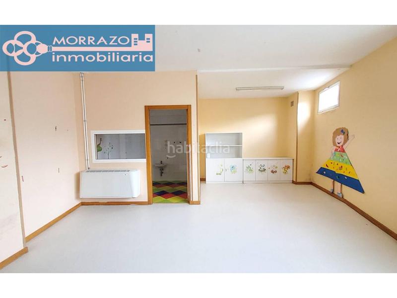 Foto dcea138a-8f99-4a38-ac03-135ffb6fde7a. Lloguer local comercial a Bueu