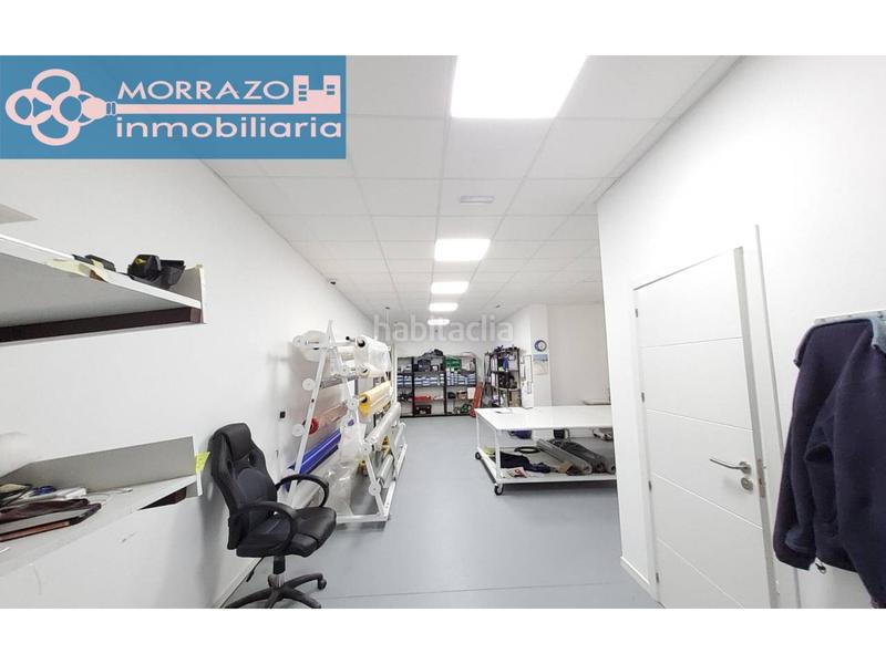 Foto 5853d5ef-ae28-4e15-8c1a-f3e928e23554. Local commercial dans Bueu