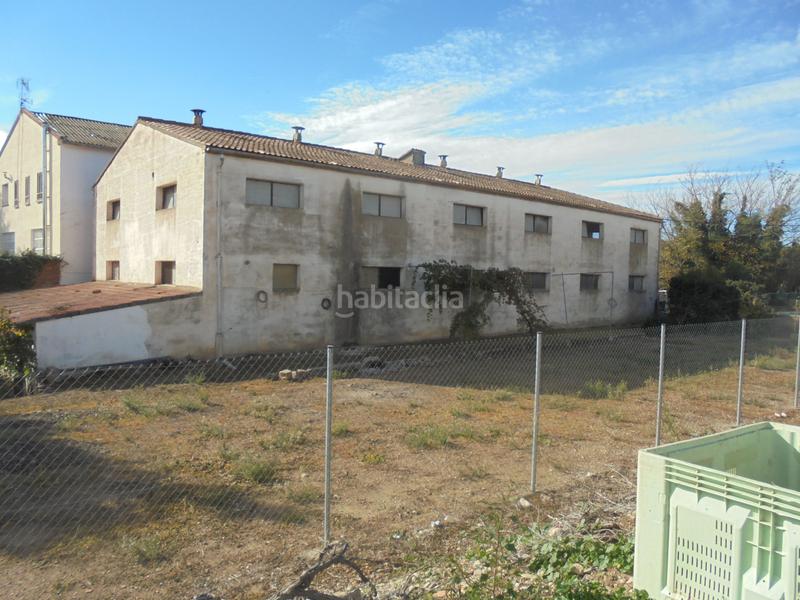 Foto b426c9c0-a355-43a9-8e2c-db63e1af3703. Casa con piscina in Barbastro