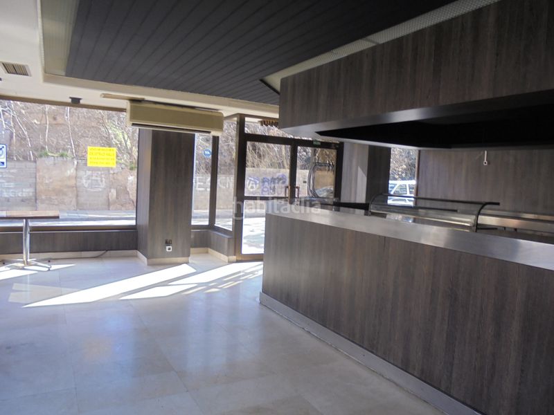 Foto 09e2af82-c8f1-4643-b6a8-29b4586e2787. Local comercial a avenida ejército español 4 a Barbastro