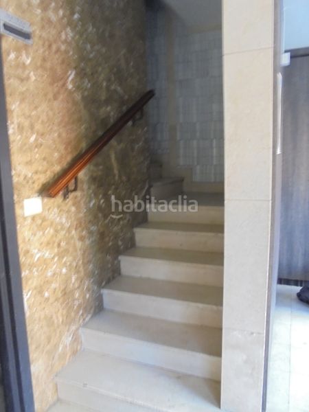 Foto f4278115-da91-49f0-a09a-db26574d2413. Local comercial a avenida ejército español 4 a Barbastro