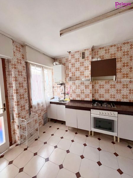 Foto c947cbc7-62cd-4994-87b0-d312d1d5e23c. Piso en Centro Torrelavega