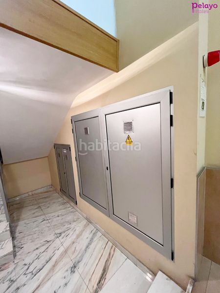 Foto e6aeeddb-3be7-47d5-bf45-ca77c00d0d9c. Flat with heating parking in Centro Torrelavega