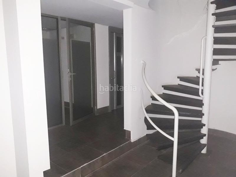 Foto d689db94-70ad-4b28-b9b4-4869e1ad9222. Lloguer local comercial a Centro Torrelavega
