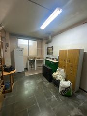 Business premise  Carrer antonio martínez garcía. Local en venta