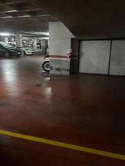 Parking coche en Avinguda de novelda 120. Ocasión se vende plaza garaje y trastero