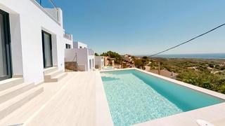 House  Carrer tulipa