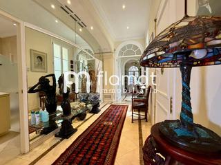 Pis  De gràcia. Exclusiva propiedad de lujo en venta en passeig de gràcia en bar