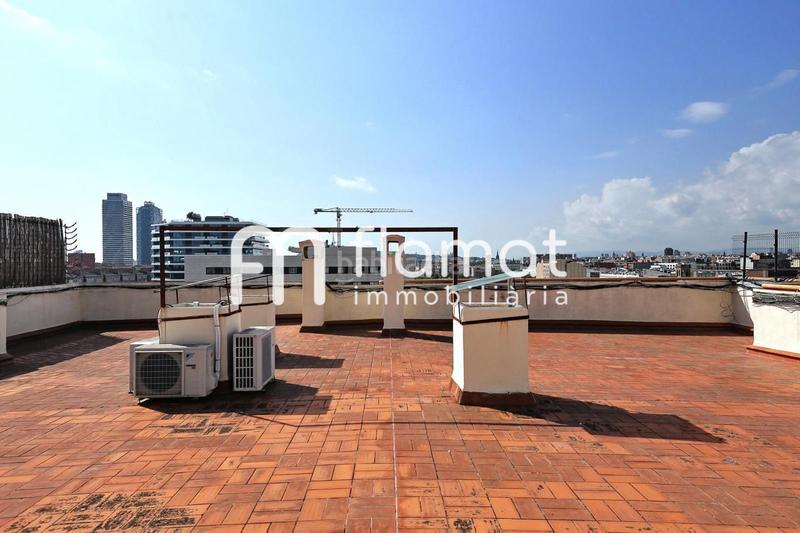 Foto a76bc656-3936-47fb-95d0-ebbaa3e1ebe0. Piso en Poblenou Barcelona