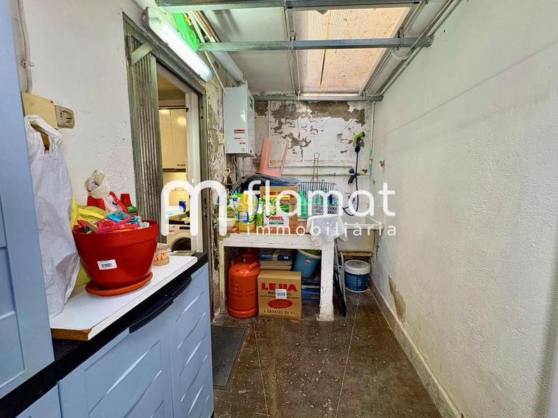 Foto 3013c436-f3b2-44ac-9628-2dcbb2197326. Dúplex piso y local en calle cabanes en El Poble Sec - Parc de Montjuïc Barcelona