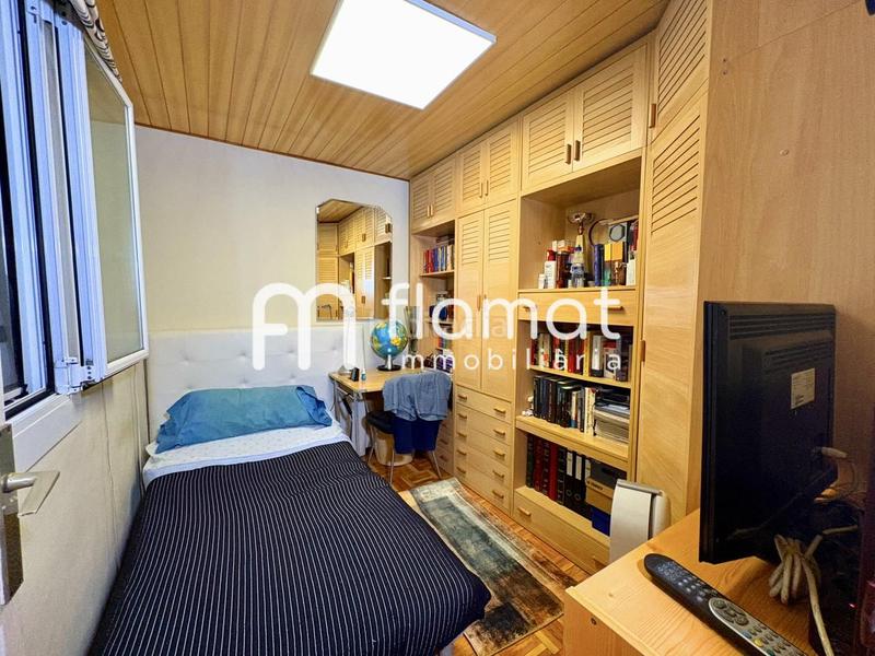 Foto 43356c6d-f021-406b-a77e-5fa716996efb. Dúplex piso y local en calle cabanes en El Poble Sec - Parc de Montjuïc Barcelona