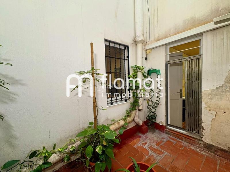 Foto 6381fb9b-ee13-47c5-a82a-4cf35a23ea0f. Dúplex piso y local en calle cabanes en El Poble Sec - Parc de Montjuïc Barcelona