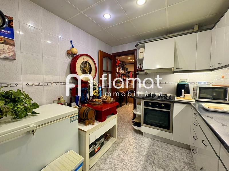 Foto 64a832bc-9ec6-49ae-82d2-8dca2f5c5d88. Dúplex piso y local en calle cabanes en El Poble Sec - Parc de Montjuïc Barcelona