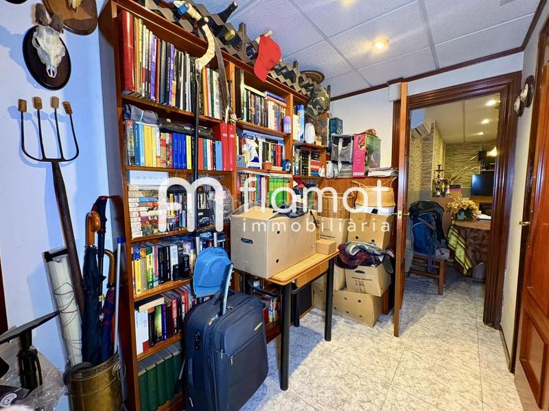 Foto 6aa7d3b1-3fa4-4259-9f56-d43cd9731045. Dúplex piso y local en calle cabanes en El Poble Sec - Parc de Montjuïc Barcelona