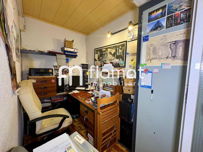 Foto 739440fd-0080-4ded-93d7-5645780633c0. Dúplex piso y local en calle cabanes en El Poble Sec - Parc de Montjuïc Barcelona