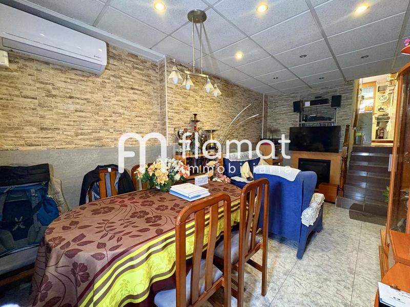 Foto 8c85385d-9526-41c0-af39-e0ac52703576. Dúplex piso y local en calle cabanes en El Poble Sec - Parc de Montjuïc Barcelona