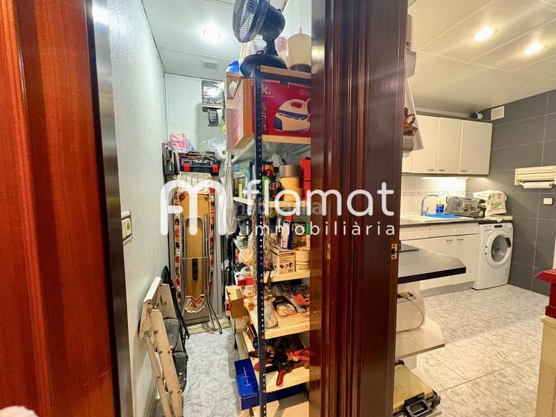 Foto f33e8686-d5d8-423e-9536-c6d14f61e773. Dúplex piso y local en calle cabanes en El Poble Sec - Parc de Montjuïc Barcelona