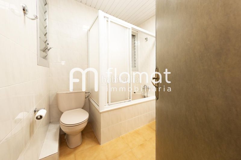 Foto d8c181d4-637a-4b6f-a9ec-986338668b8d. Pis a El Camp de l´Arpa del Clot Barcelona