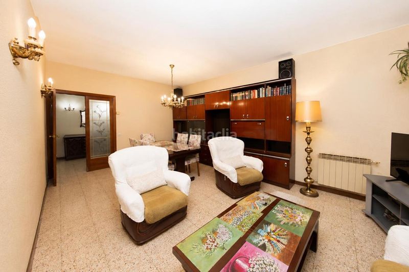 Foto a6bfdaaf-c063-4cf6-b9bd-0297e91d9d69. Pis a Verdum Barcelona