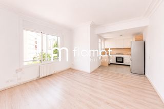 Piso  Carrer de craywinckel. Amplio piso de 118 m2 con mucha luz natural en sant gervasi