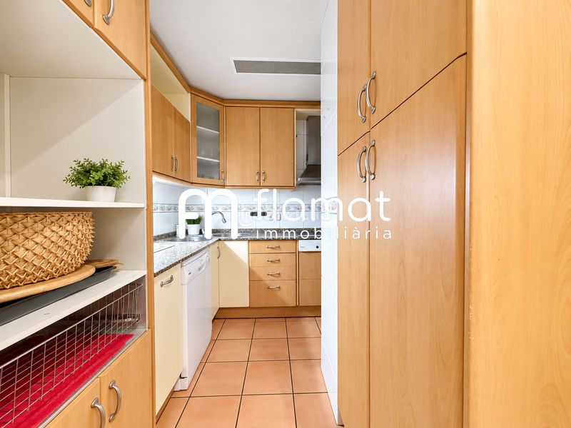 Foto e44a5cab-88bc-4356-80bc-b37e6695616b. Pis a Fort Pienc Barcelona