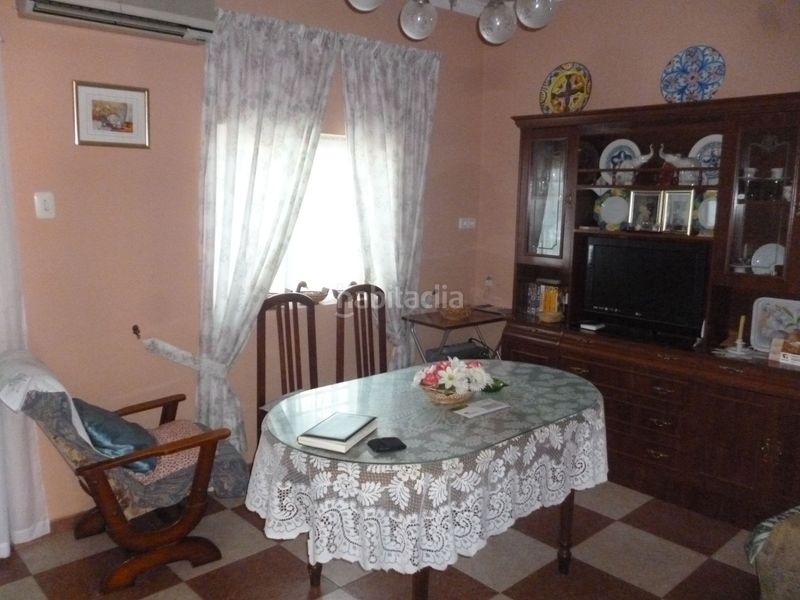 Foto 0431685a-4e8e-4bab-bb56-f4814f004648. Casa amb aparcament a Villanueva de la Serena