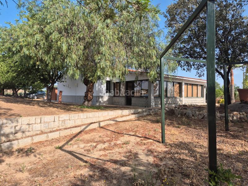 Foto eed8145d-07d8-4868-ac33-76423f80a891. Chalet en calle san francisco 28 en Villanueva de la Serena