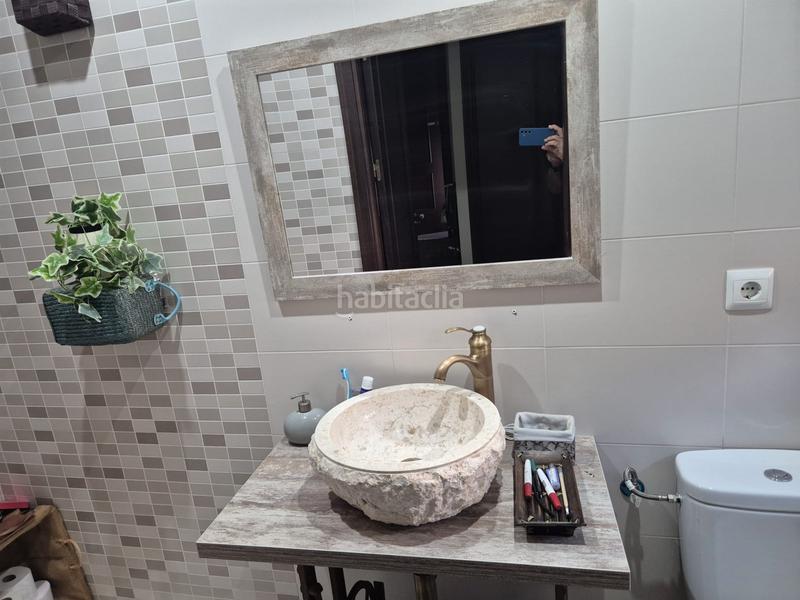 Foto b1863f1c-22a6-43a8-bad5-2ffbd0c635d2. Casa adossada amb aparcament a Villanueva de la Serena