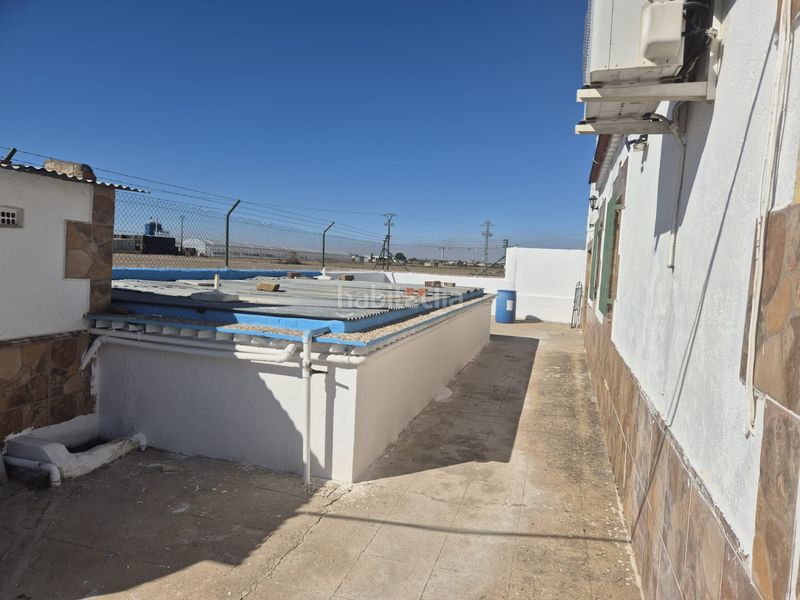 Foto b0fd6558-e246-448b-a691-f3fdb7cfc5bb. Xalet amb piscina a Villanueva de la Serena