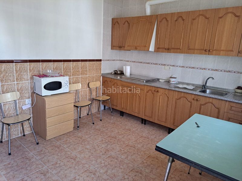 Foto 774244f6-a843-4109-9da2-02f4af213129. Casa a Madrigalejo