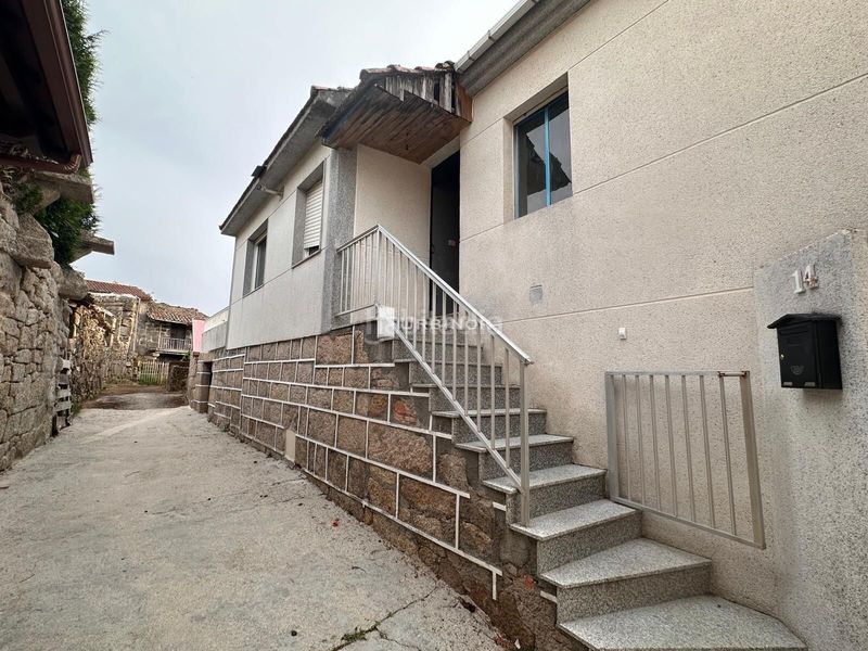 Foto a984333a-6aa3-48a7-bc36-0a851f23442c. Casa amb aparcament a Nogueira de Ramuín
