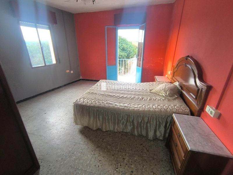 Foto fa4bf0b2-4b0f-4ffe-85e1-55f529e8a576. Casa amb aparcament a Nogueira de Ramuín