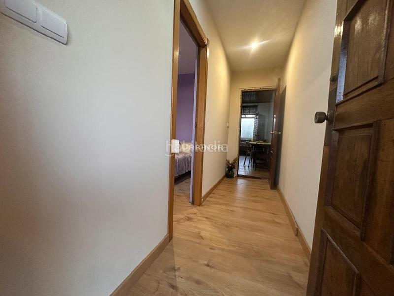 Foto 2db5db24-dde2-46c1-85b1-eb890f5202f3. House with parking in Castrelo de Miño