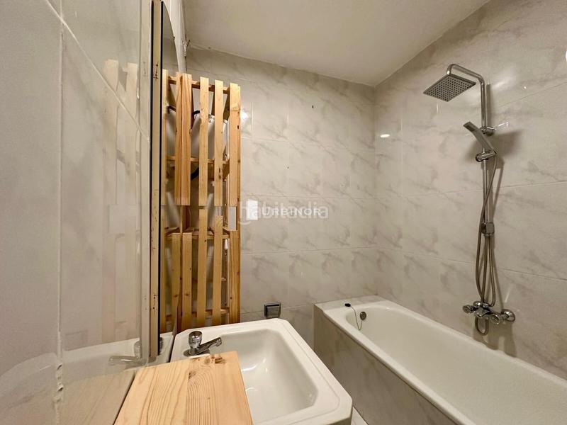 Foto 04f27a56-404a-4f13-a485-a3dde2631d95. Casa amb aparcament a Vilamarín