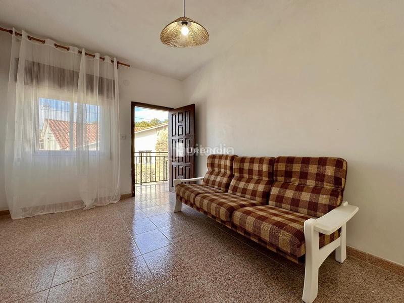 Foto 324c2dd5-3066-40d3-8367-b1039dccd97e. Casa amb aparcament a Vilamarín