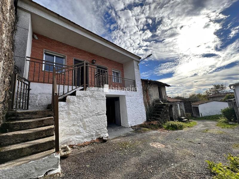 Foto dc34ca96-051b-4592-88e5-8fda46764b53. Casa amb aparcament a Vilamarín