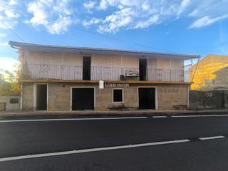 Maison à San Cibrao das Viñas. Oportunidad de inversión en san cibrao das viñas ourense