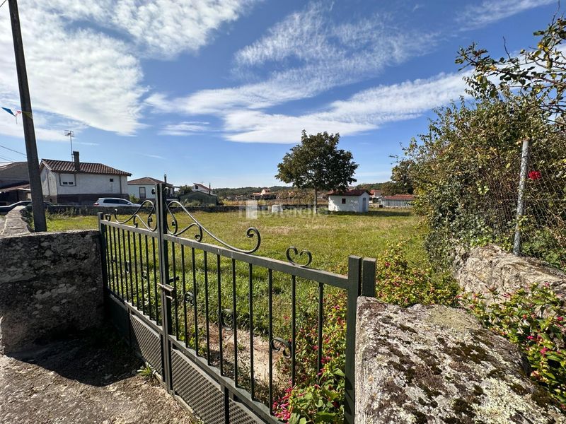 Foto ad3d95ce-2b89-40ee-acdb-b157b1380beb. Terreny residencial a Esgos