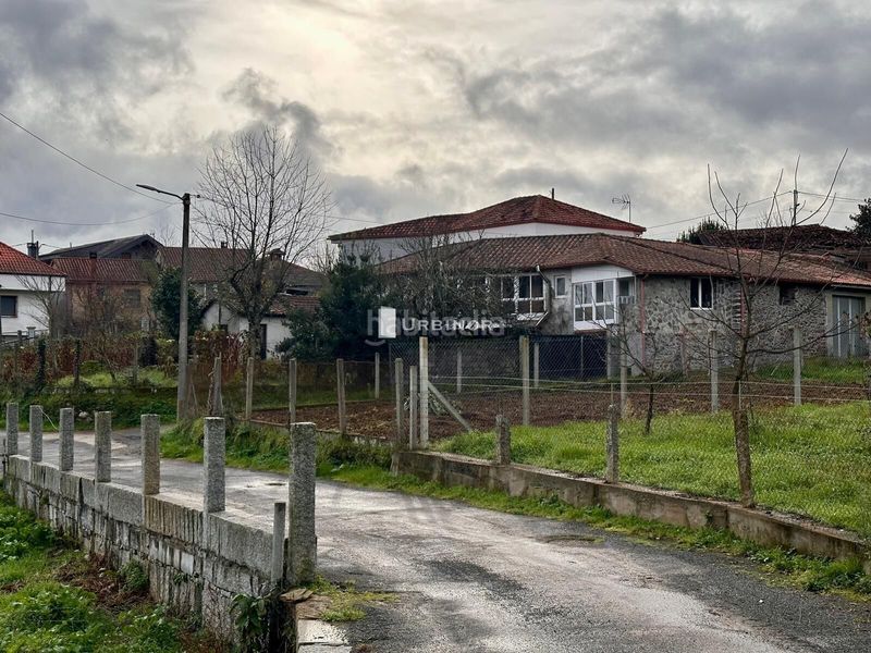 Foto 00be2e5b-6389-4427-b226-598e6629be29. Casa amb calefacció a Toén