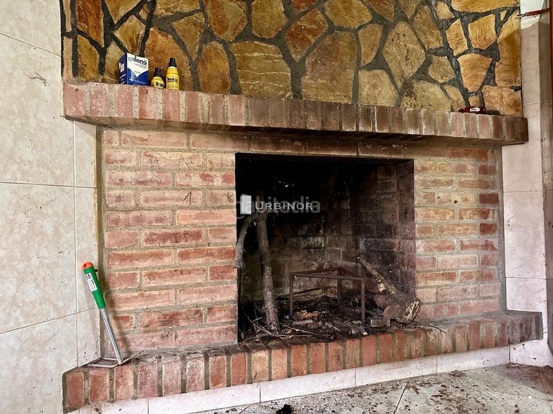 Foto 20a3ea09-9a44-46a8-bae2-53bad0c6285a. Casa amb calefacció a Toén