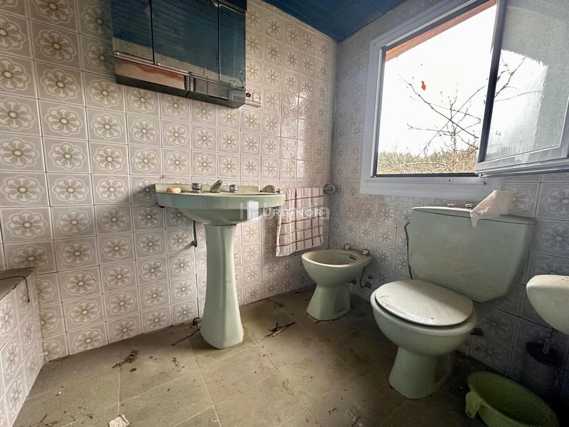 Foto faf7e197-3b6c-4e30-a6fa-f831fbc7eb14. Casa amb calefacció a Toén