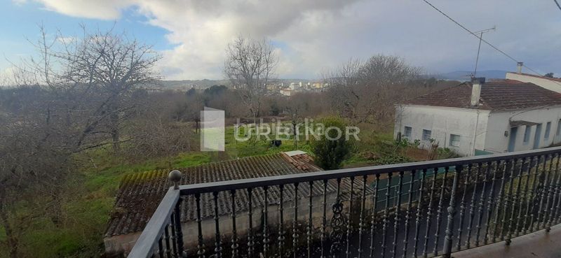 Foto abeb0319-fb4c-47fd-80ae-4f025f9db48d. Xalet a Carballiño (O)