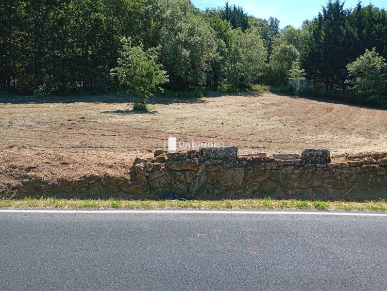 Foto a973f66a-c8a9-4c95-b46b-9ff5658fc56c. Terreny residencial a Pereiro de Aguiar (O)
