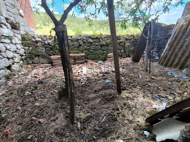 Foto 02892d95-5786-4d65-b063-ef4468310669. Casa a Peroxa (A)